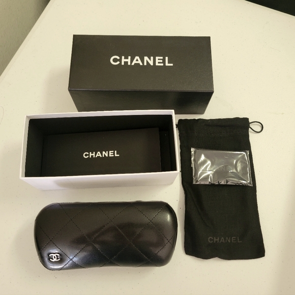 *Authentic* Brand New Chanel Eyeglass Case. SMALL SIZE - Picture 1 of 2
